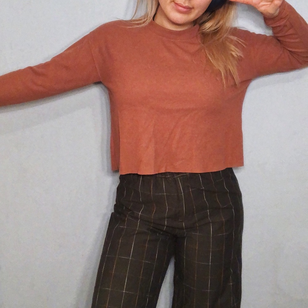 Forever 21 Burnt Orange Mock Turtleneck Size S